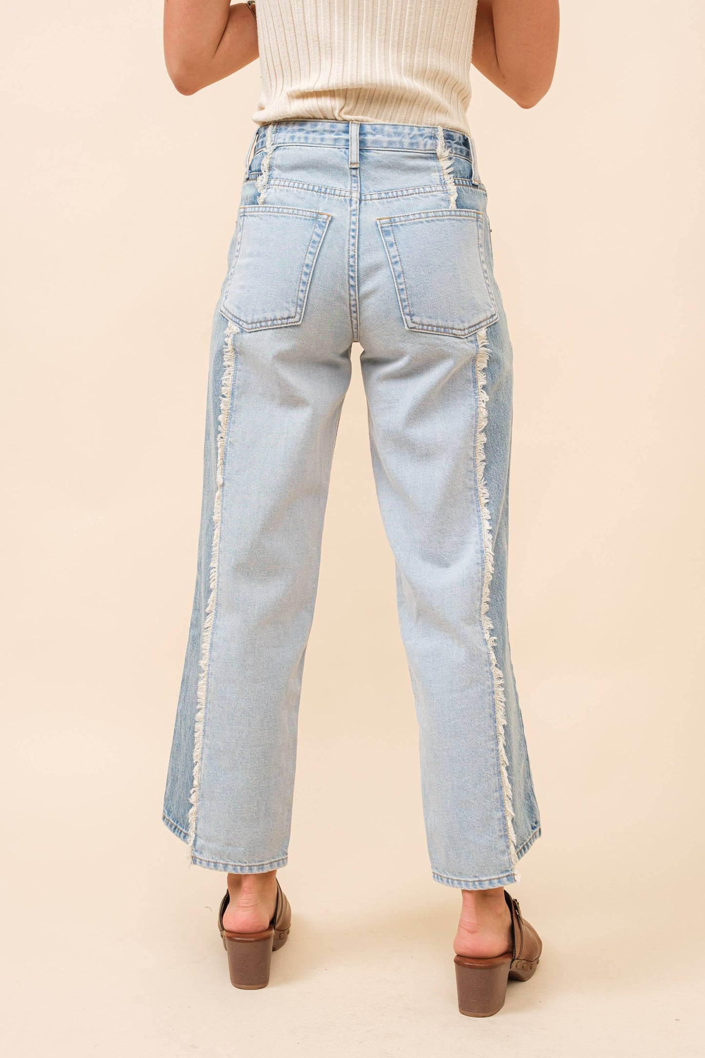 63004P - Crop Baggy Wide Leg Dad Jeans: LIGHT WASH
