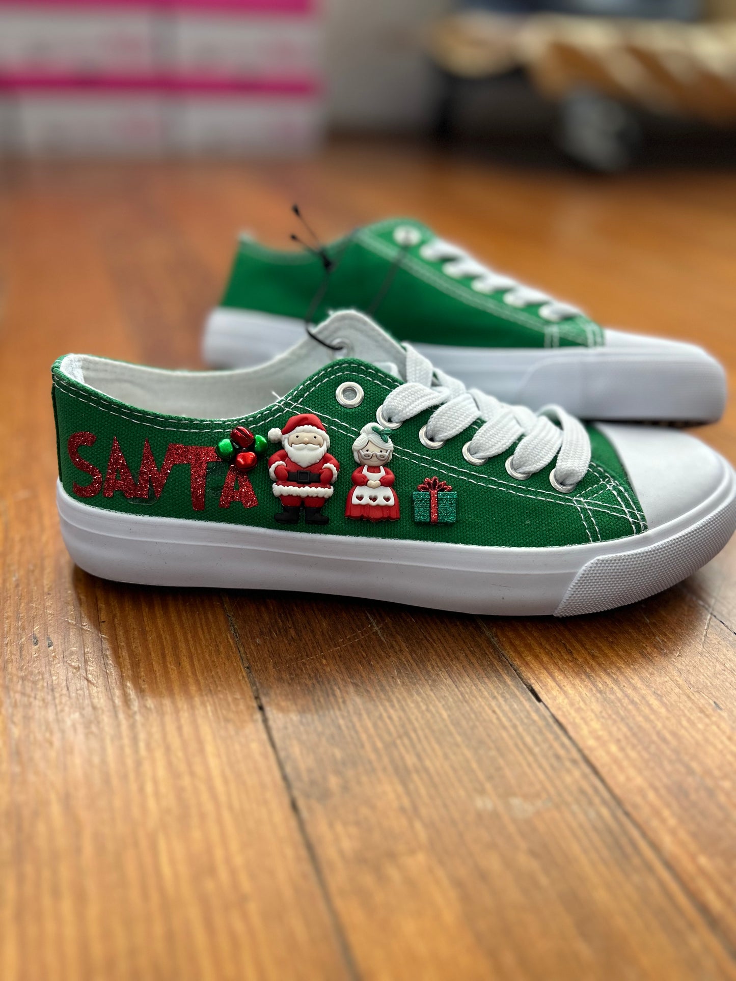 CHRISTMAS SHOES