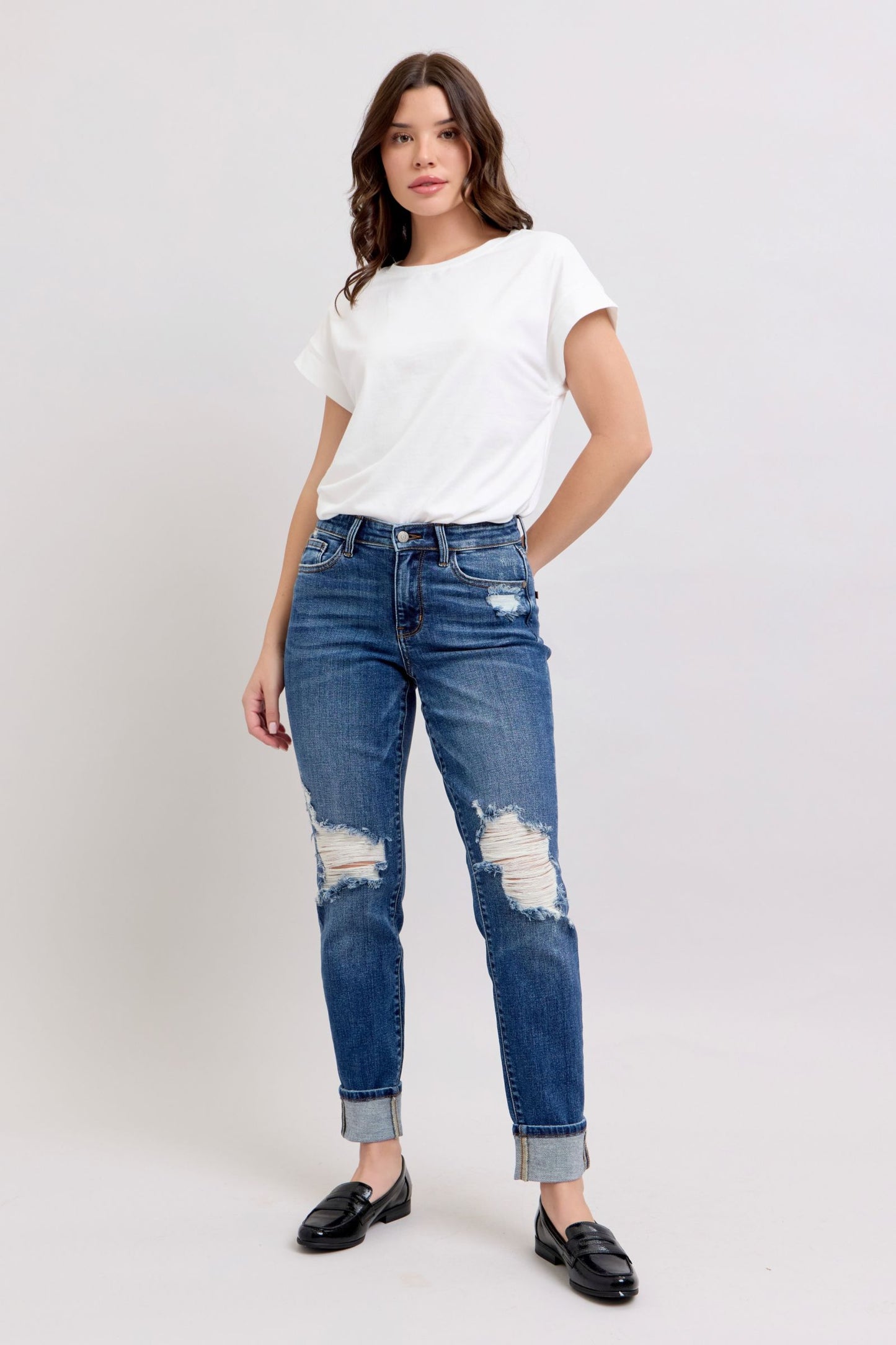 JUDY BLUE DISTRESSED & CUFFED BOYFRIEND JEANS