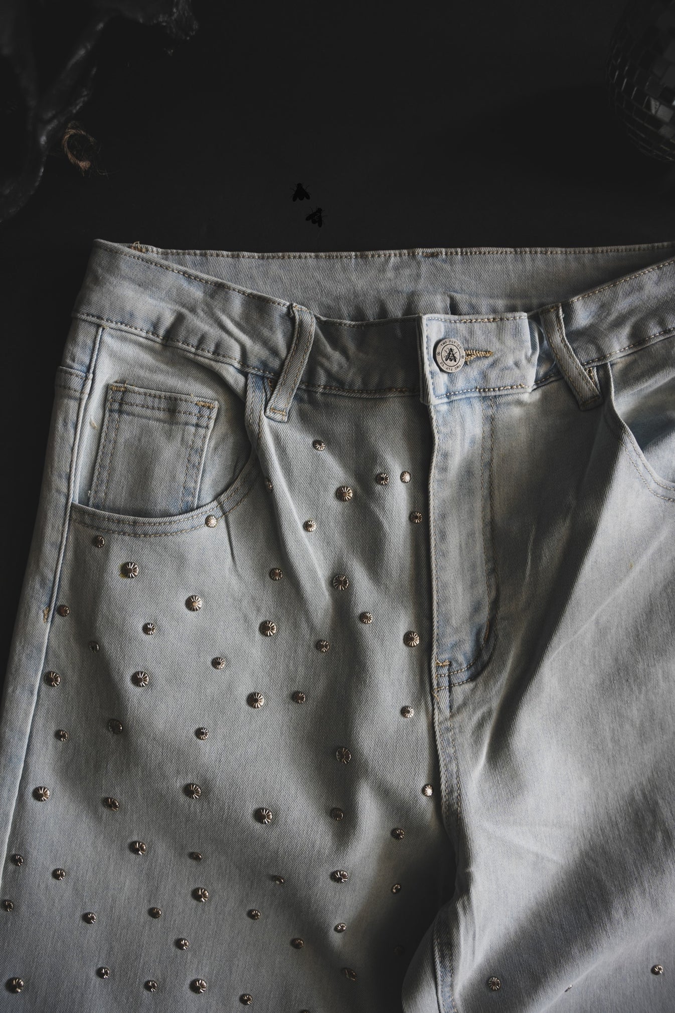 BABYS GOT HER BLUE JEANS