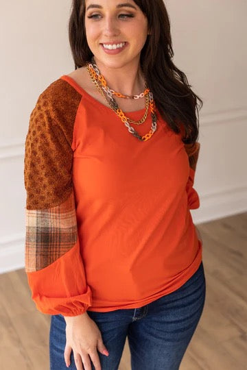 SO CONFIDENT ORANGE PLAID & GLITTER SLEEVE TOP