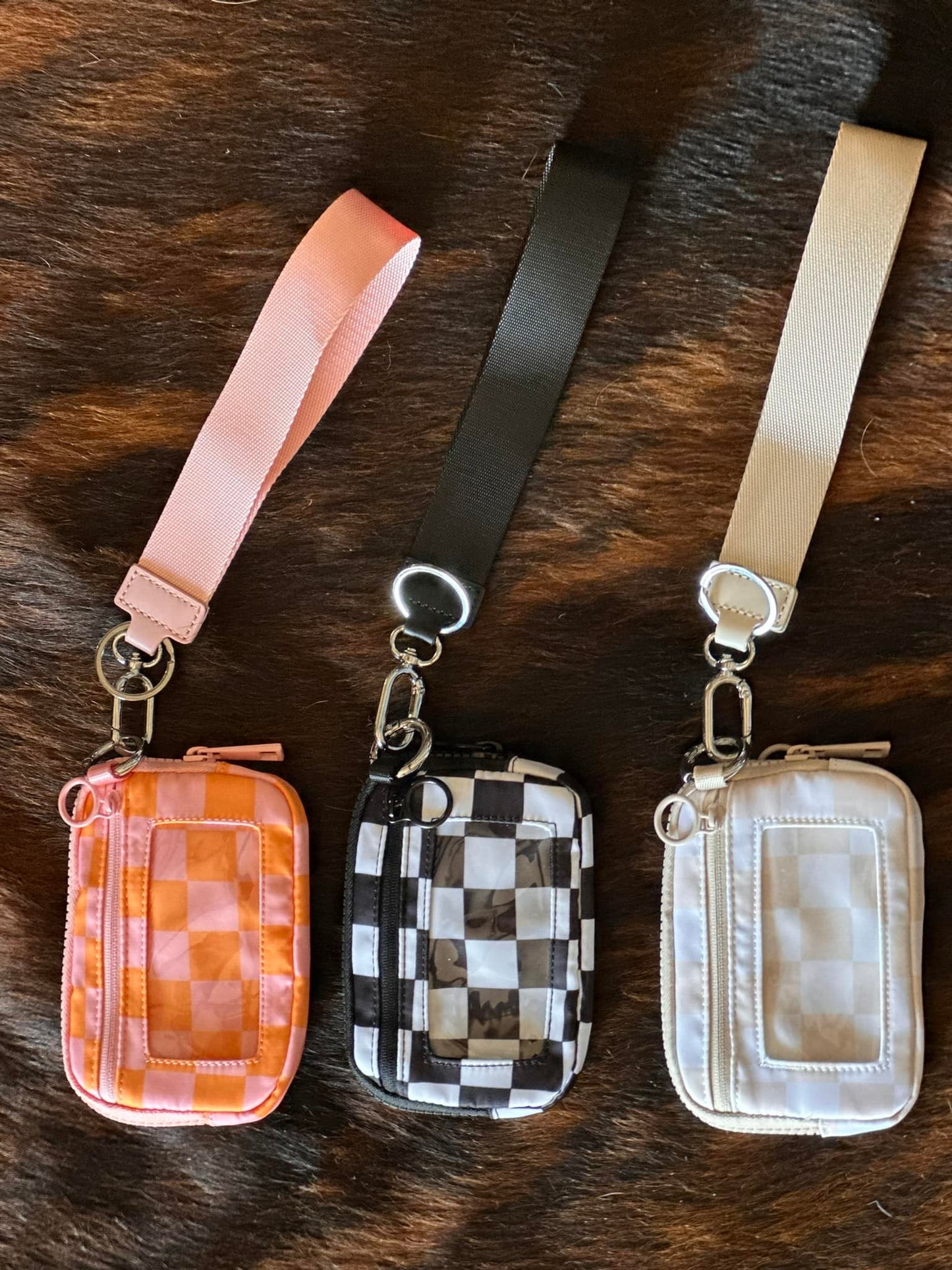 WRISTLET KEYCHAIN POUCH