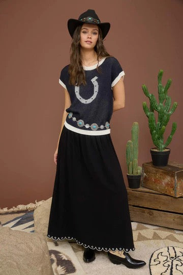 HORSESHOE SHORT SLEEVE KNIT SWEATER