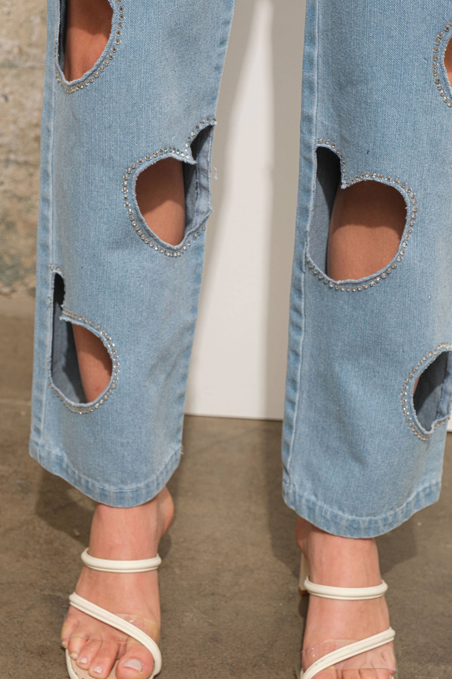 22803P -Rhinestone Fringe Denim Jeans: LIGHT WASH