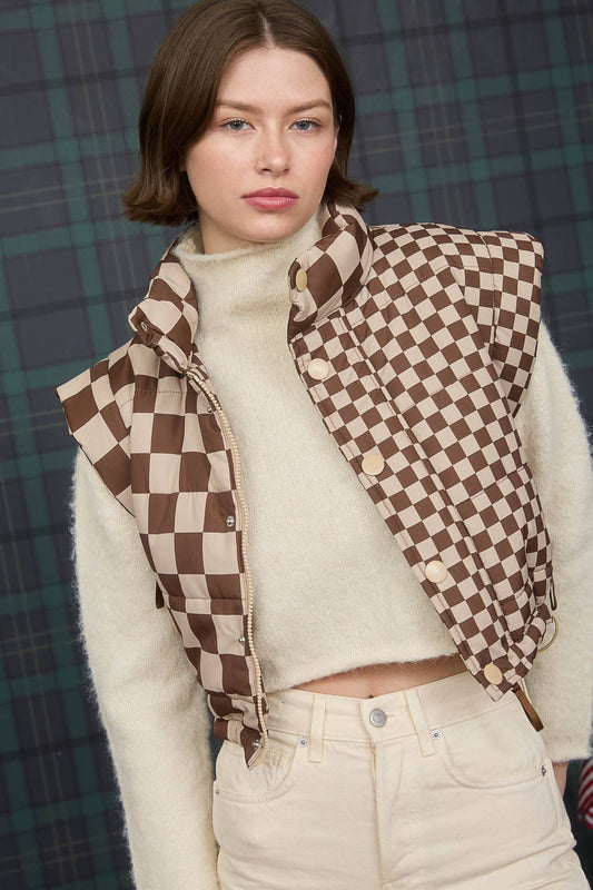 CHECKERED CROPPED PUFFER VEST: BROWN