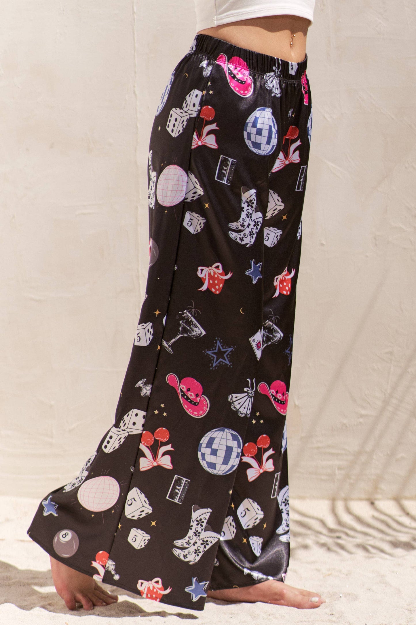 PARTY COLLAGE SATIN PANTS: Cream / S