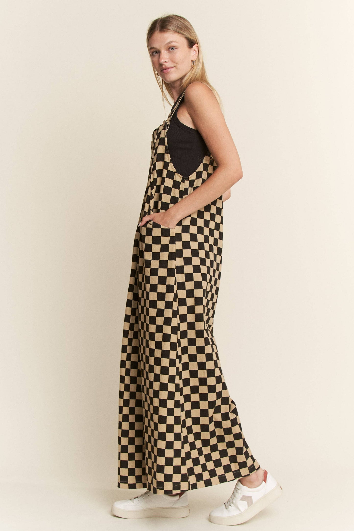 CHECKERED WIDE LEG OVERALLS: MOCHA/BLACK