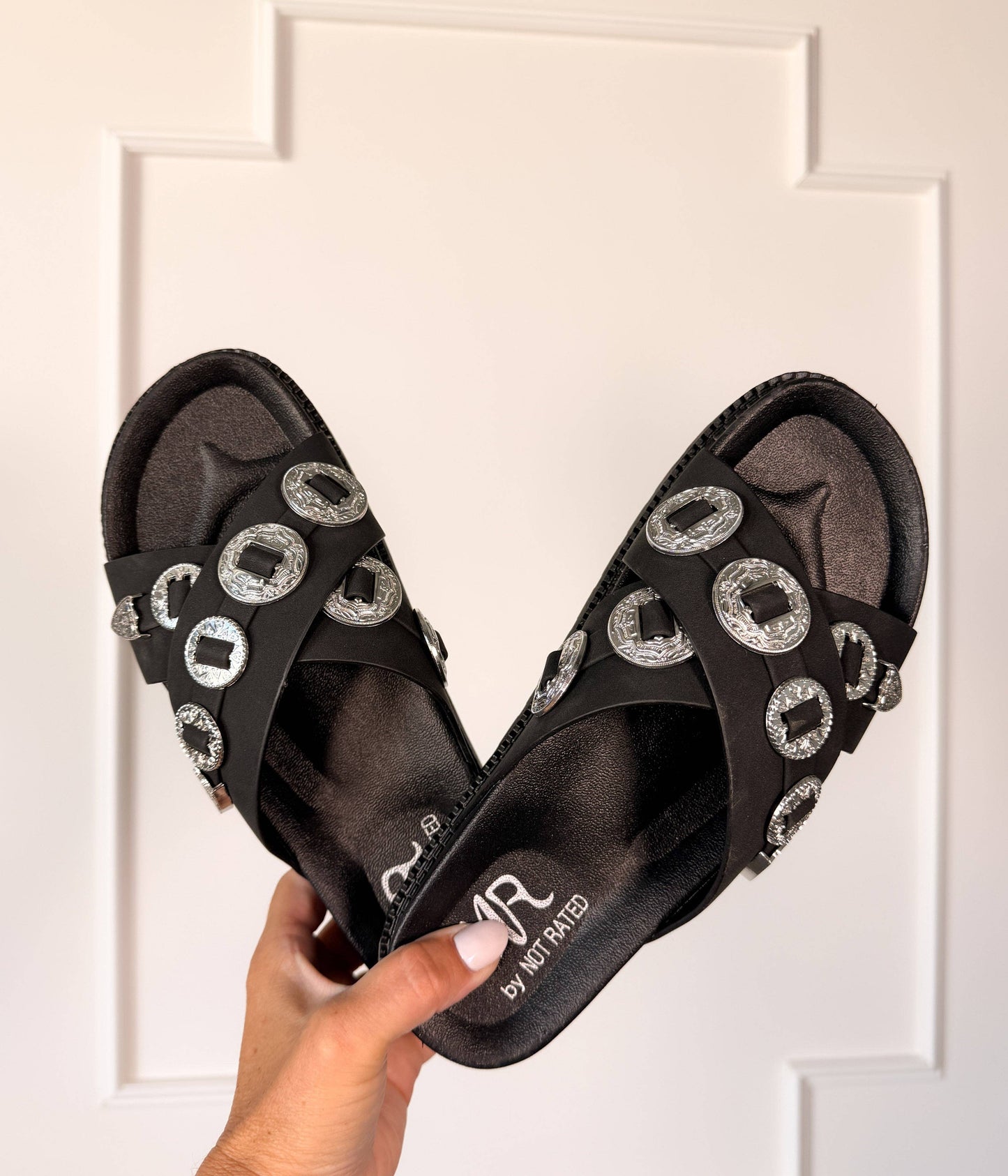 Calanthe Western Concho Sandal in Black: 7