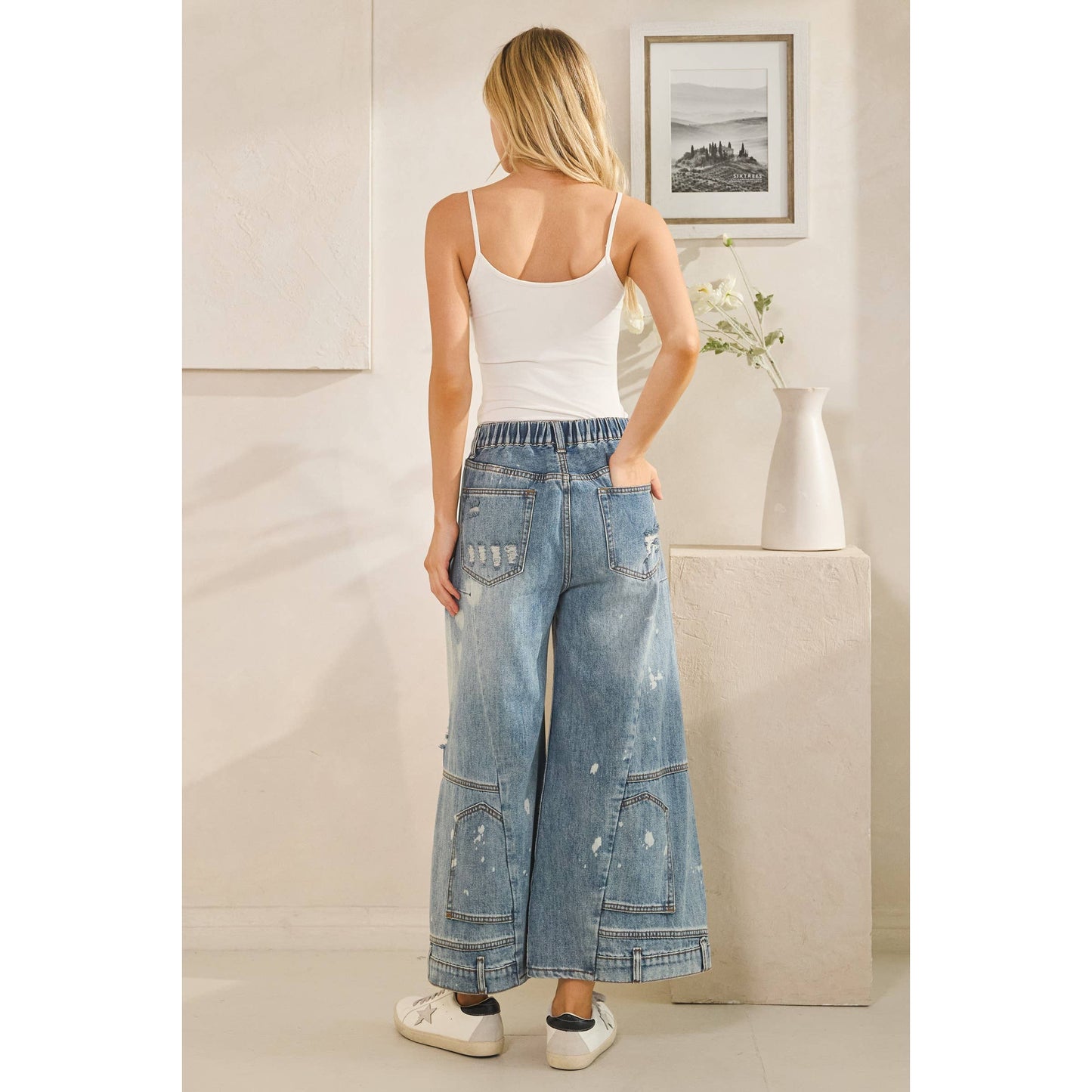 UPSIDE-DOWN DENIM CAPRI PANTS