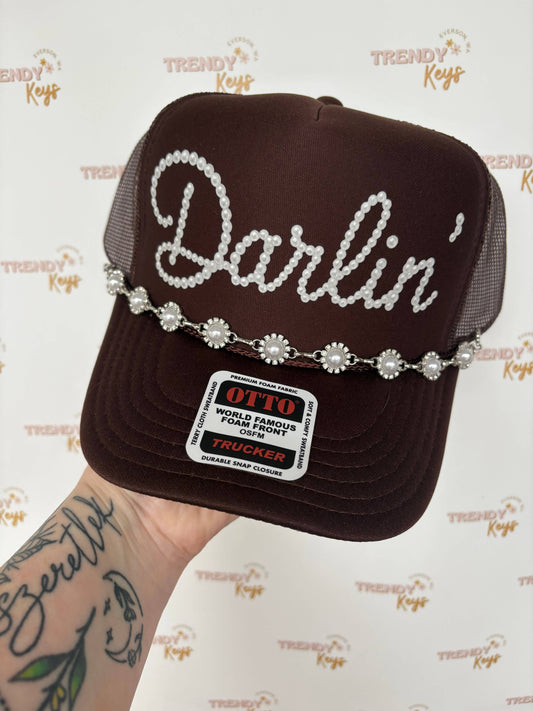 Darlin' Trucker Hat: No Chain