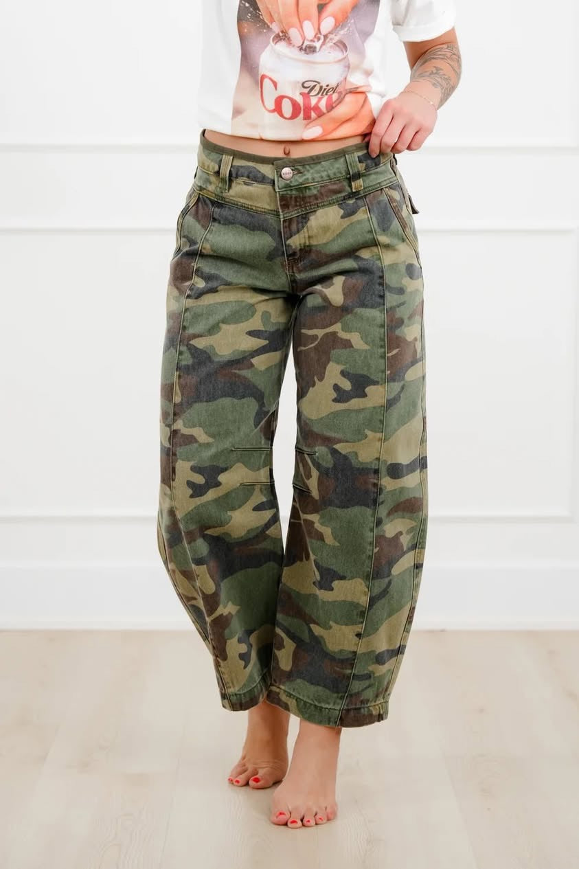 RISEN MID RISE CROP BARREL PANTS WITH CAMO PRINT