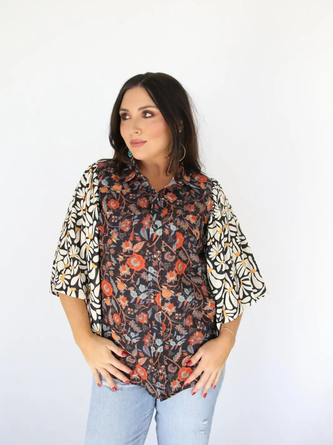 Mixed Pearl Snap -Black Floral