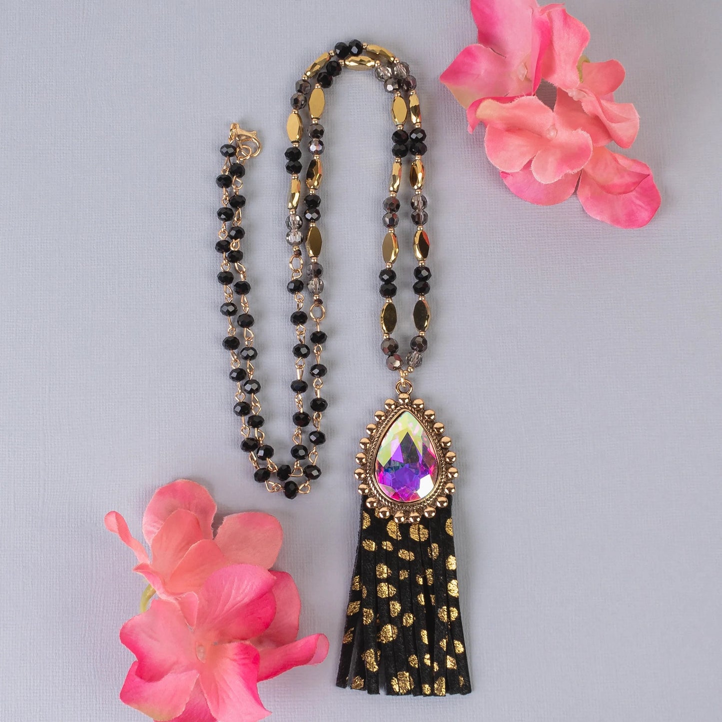 TASSEL NECKLACE ANIMAL PRINT