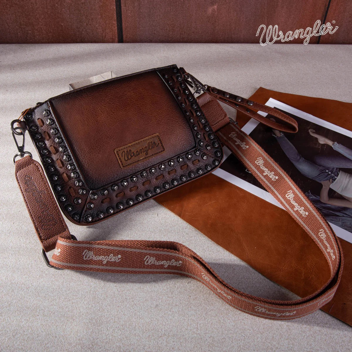 WRANGLER RIVETS STUDDED CROSSBODY BAG