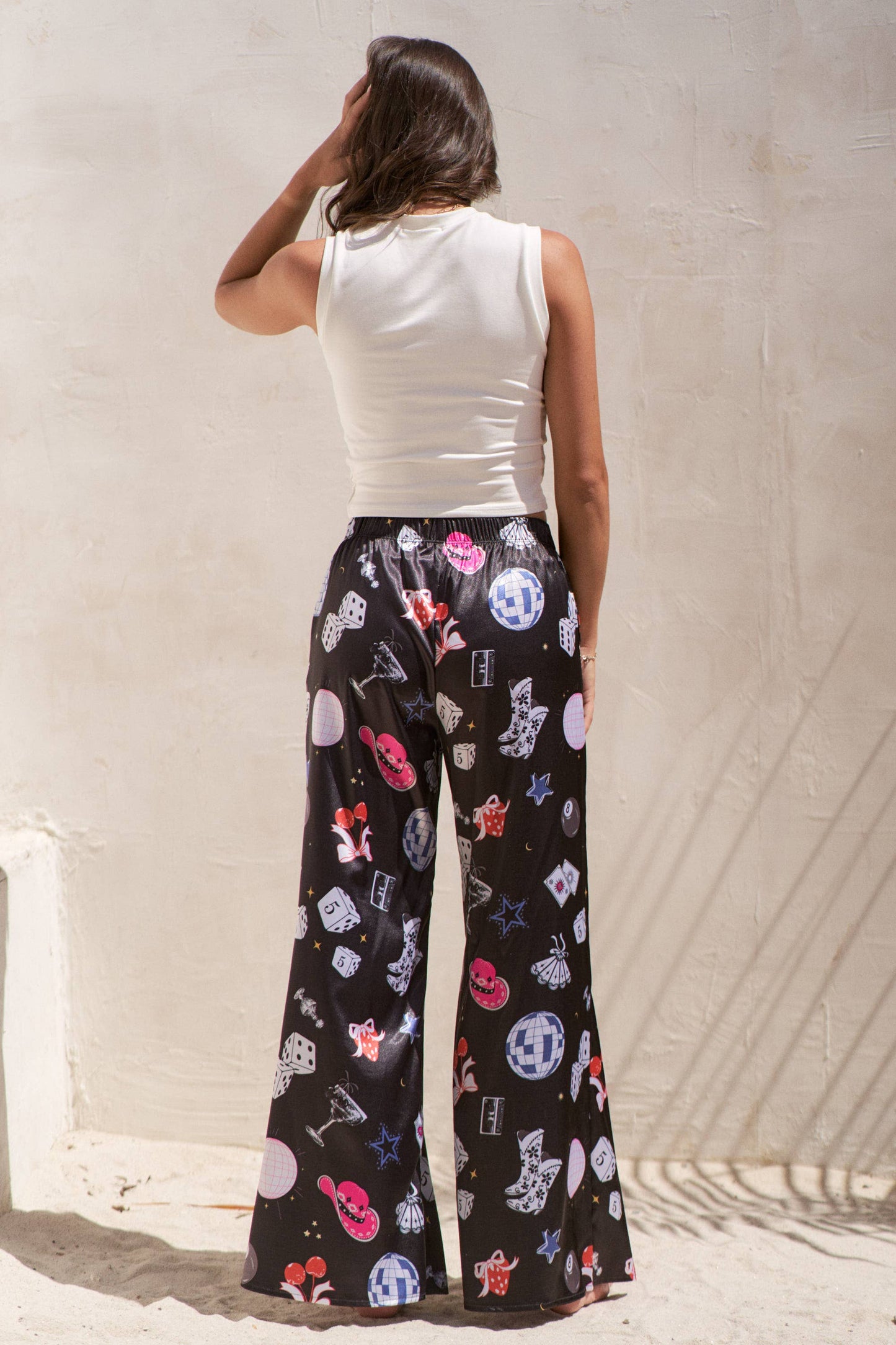 PARTY COLLAGE SATIN PANTS: Cream / S