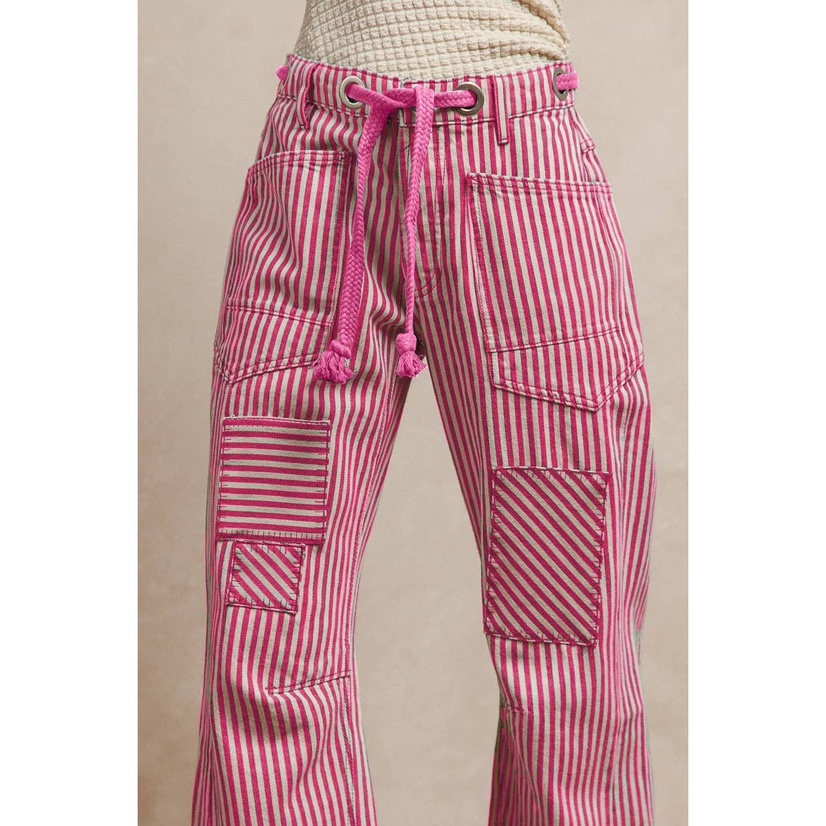 STRIPED TWILL BARREL PANTS: FUCHSIA
